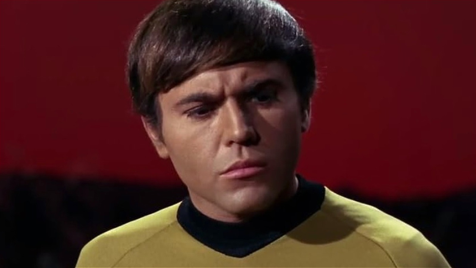 วอลเตอร์ โคเออนิก เผยตอนโปรดใน Star Trek ซีรีส์คลาสสิกทุนสร้างต่ำ