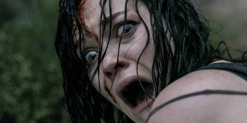 Mia (Jane Levy) screams in terror in Evil Dead (2013)